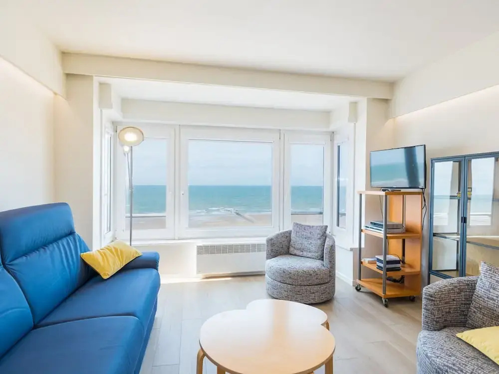Attractive Apartment on the 7th Floor