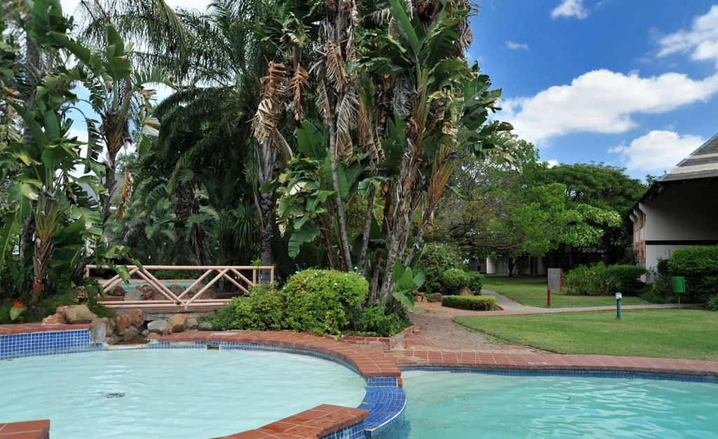 Cresta Thapama Hotel
