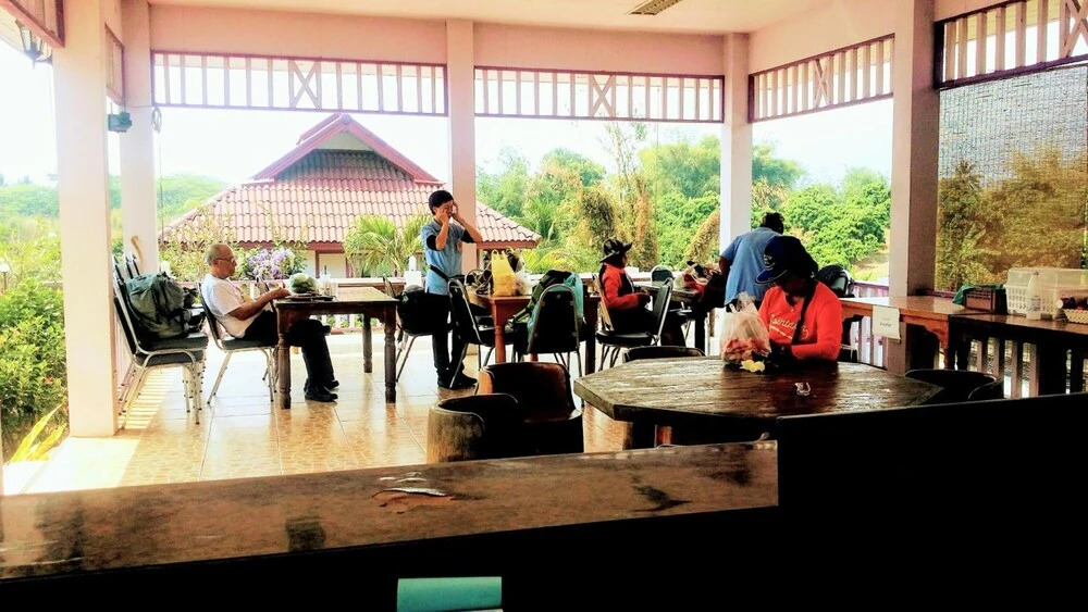 Mae Klang Ban yen hill