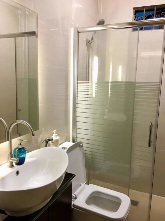 Transient House and Van for Rent