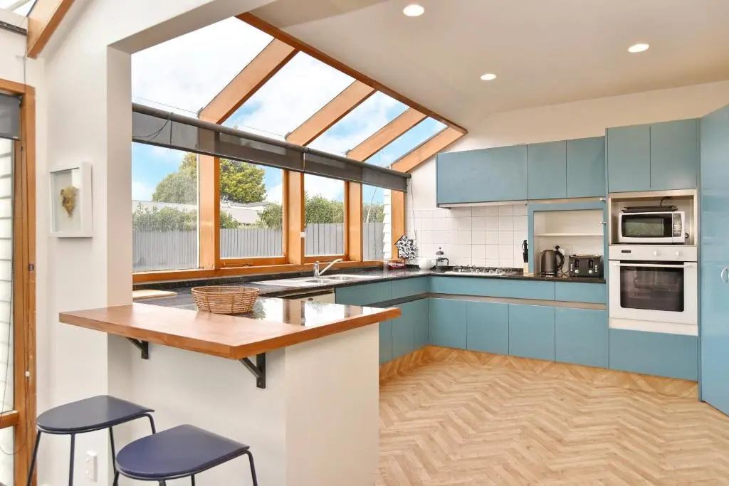 Whitmore- Classic Villa - Christchurch Holiday Homes