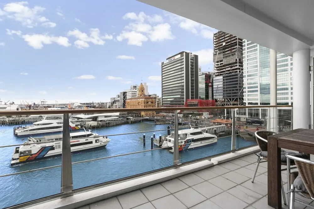 Stunning Water Views in Auckland CBD