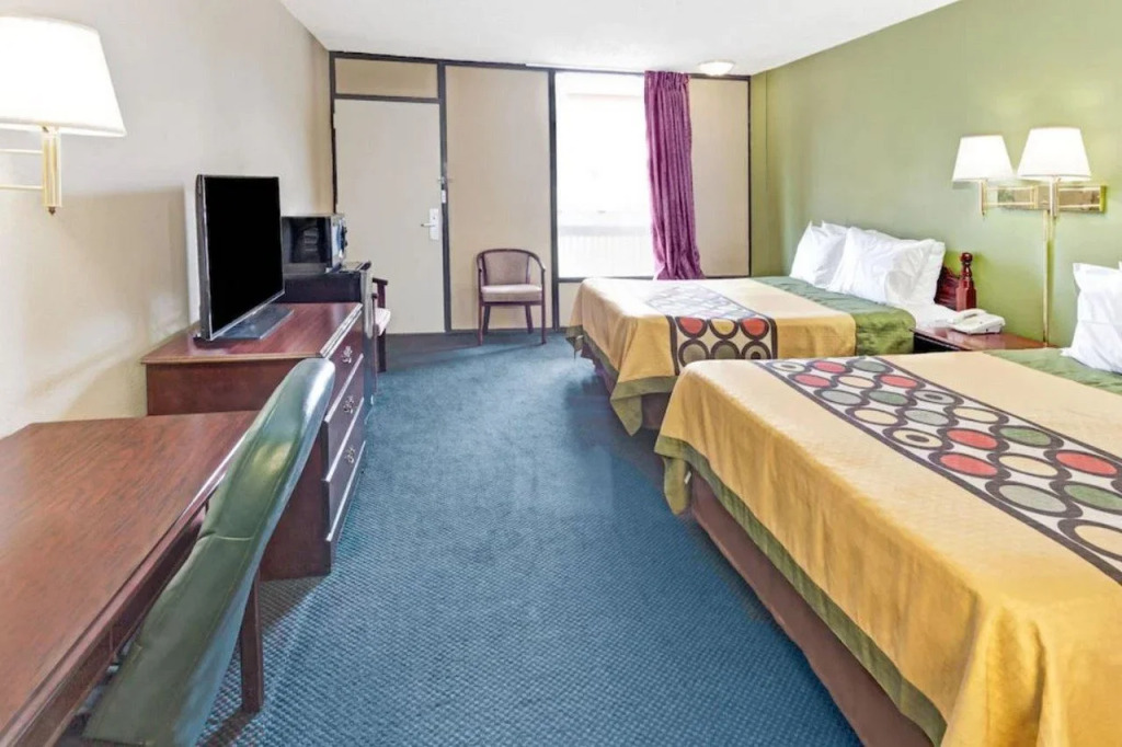 Super Inn & Suites Carrollton