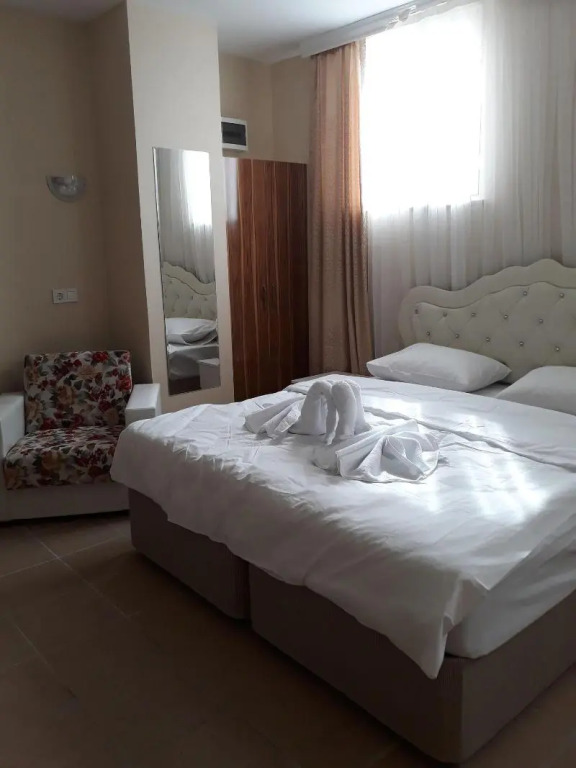 Woo Hotel