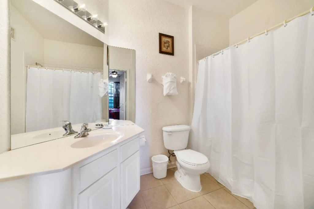 10 Min. To Disney - Gated Resort With Large Heated, Four Corners