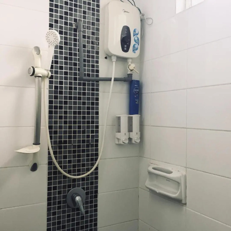 VUE RESIDENCES SERVICE SUITE -2 2rooms for 6 pax