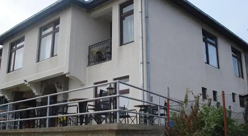 Riva Hotel