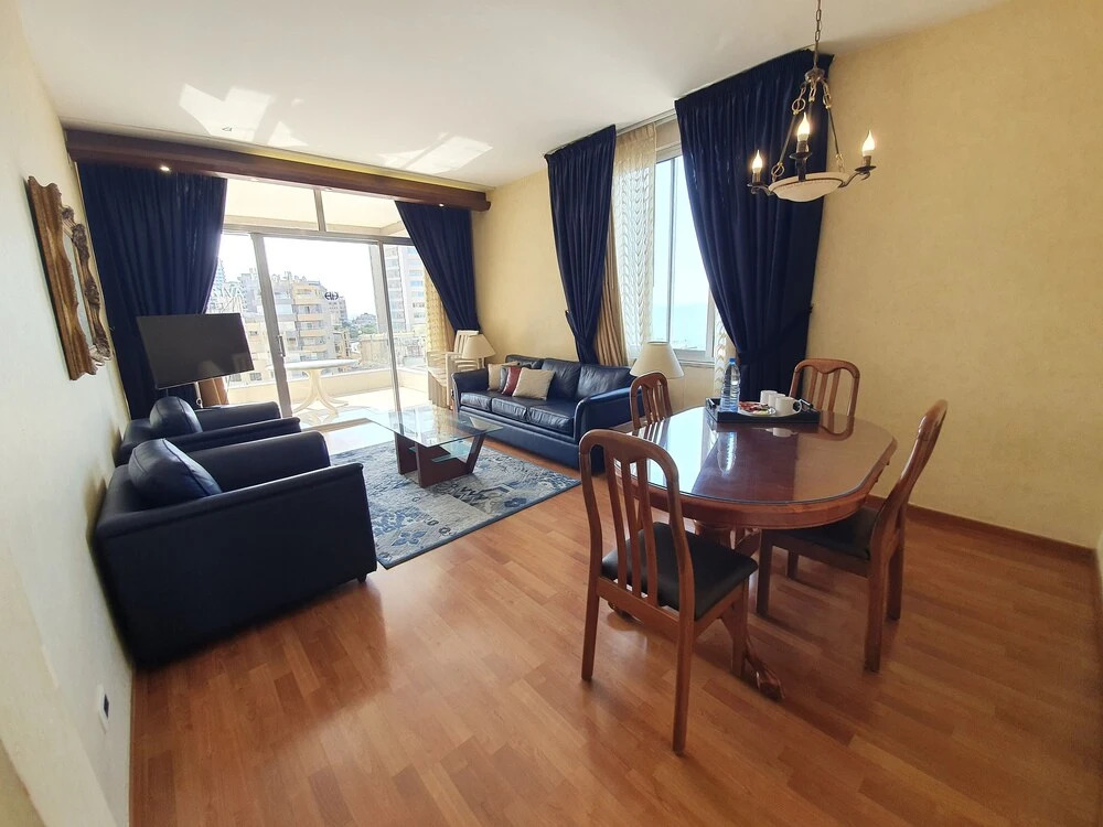 Holiday Home Suites