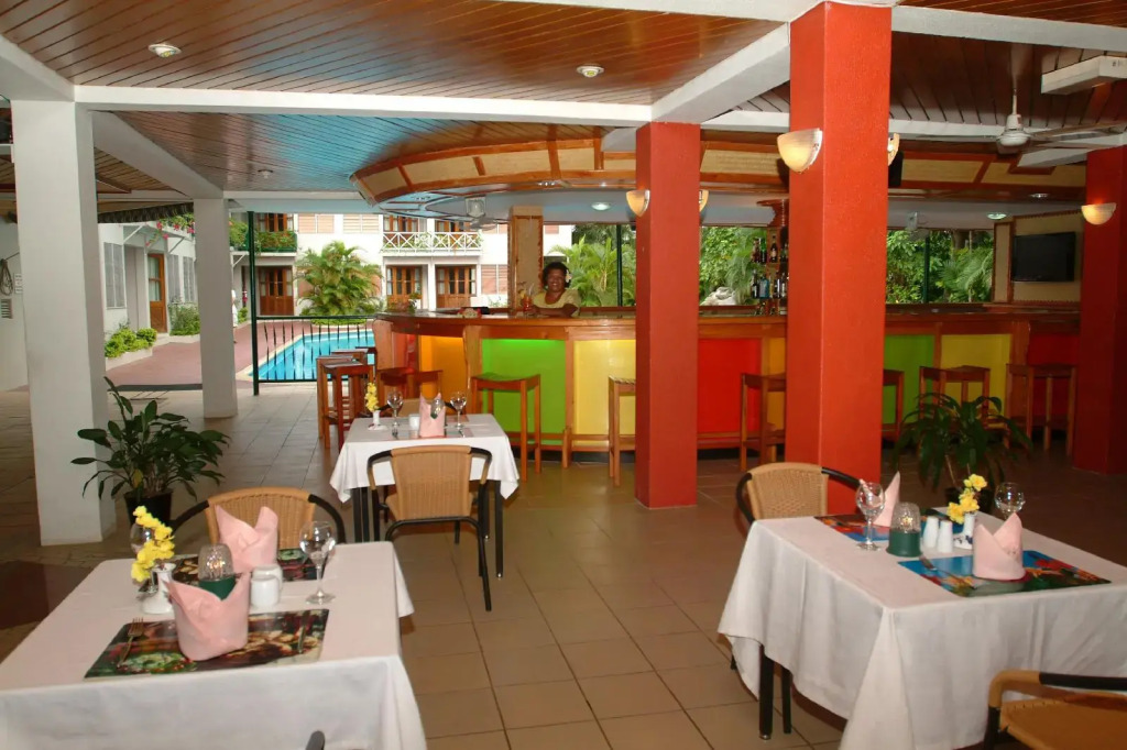 Hexagon International Hotel, Villas & Spa