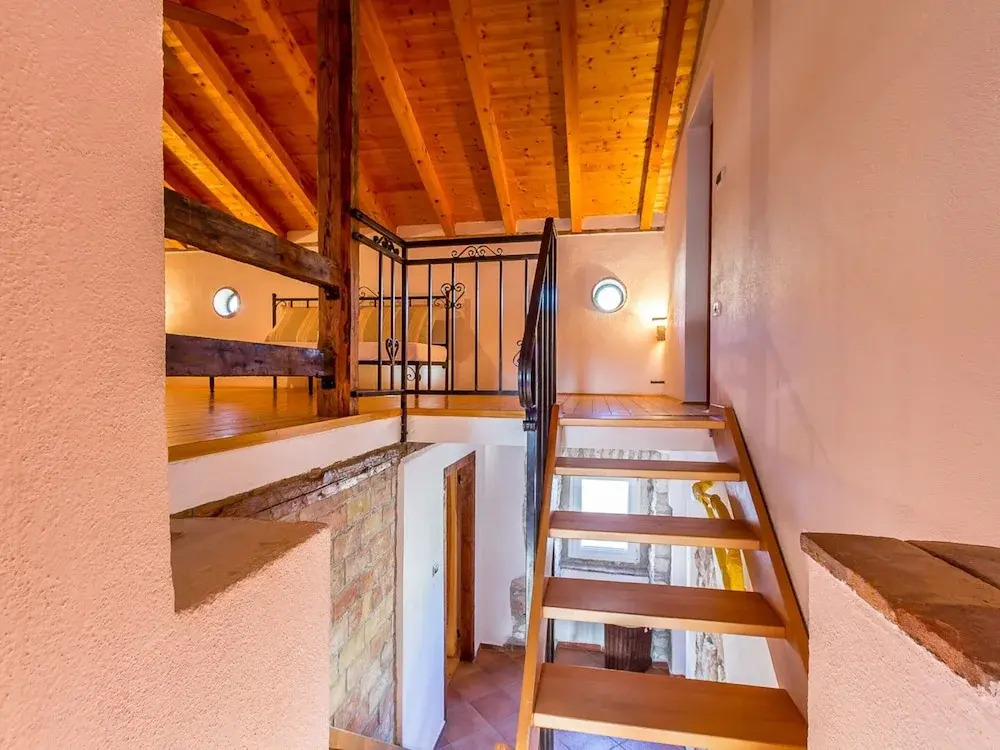 Rustic Holiday Home With Private Pool in the Center of Medulin Near the Beach