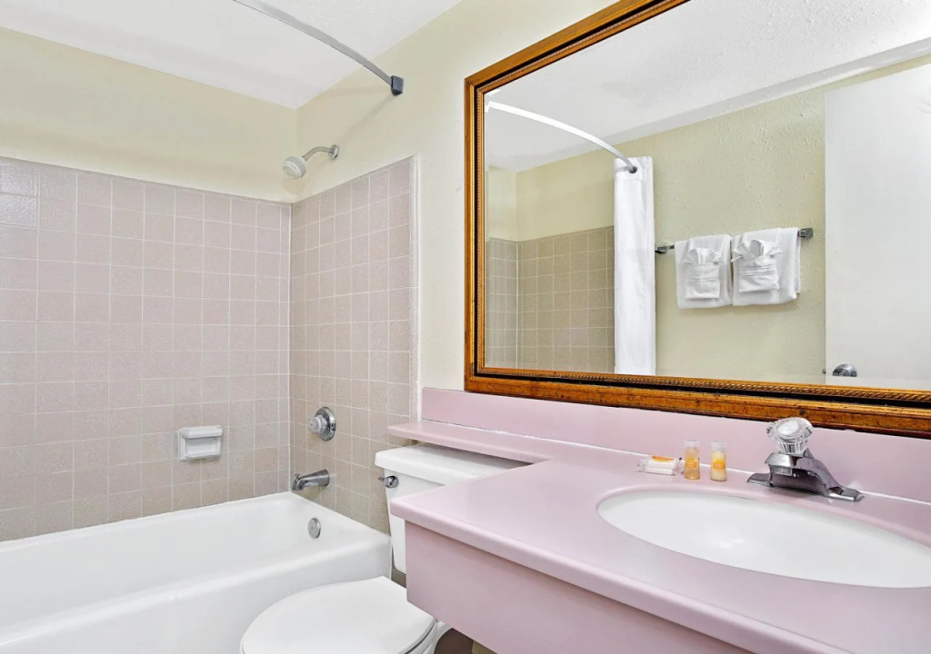 MC Pacific Inn & Suites Torrance