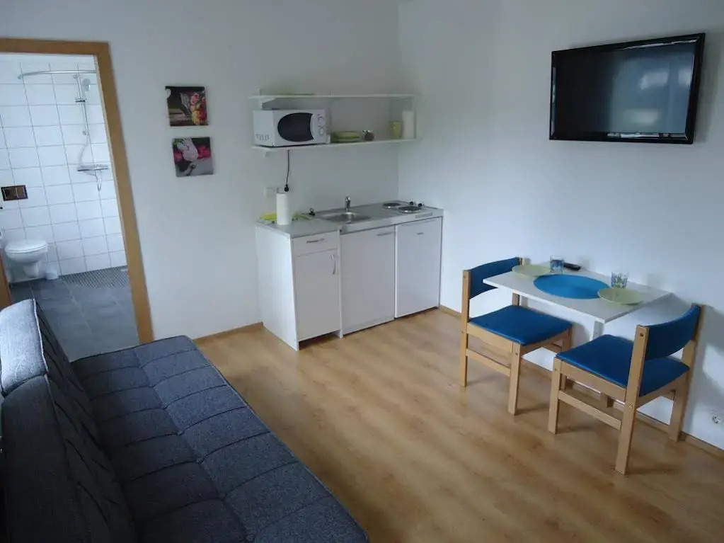B28 Apartments