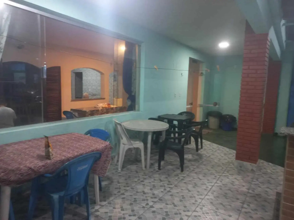 CASA DE PRAIA CARAGUA COM Piscina