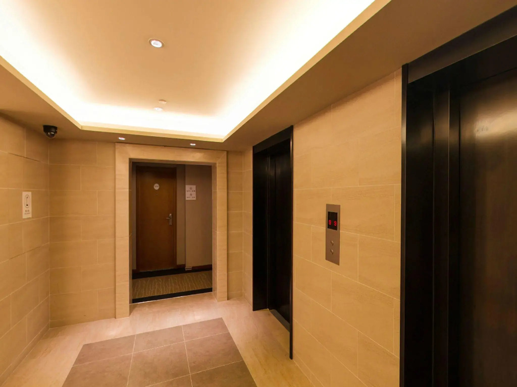 JI Hotel Shanghai Railway Station West Tianmu Road