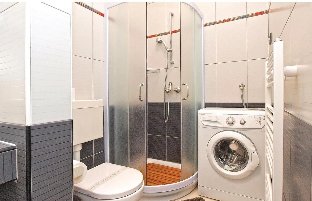 Amazing Home in Medulin With Wifi and 2 Bedrooms