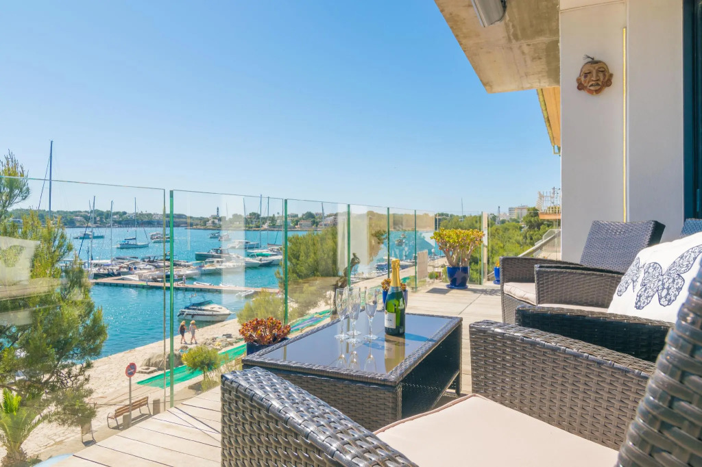 Apartamentos Llevant