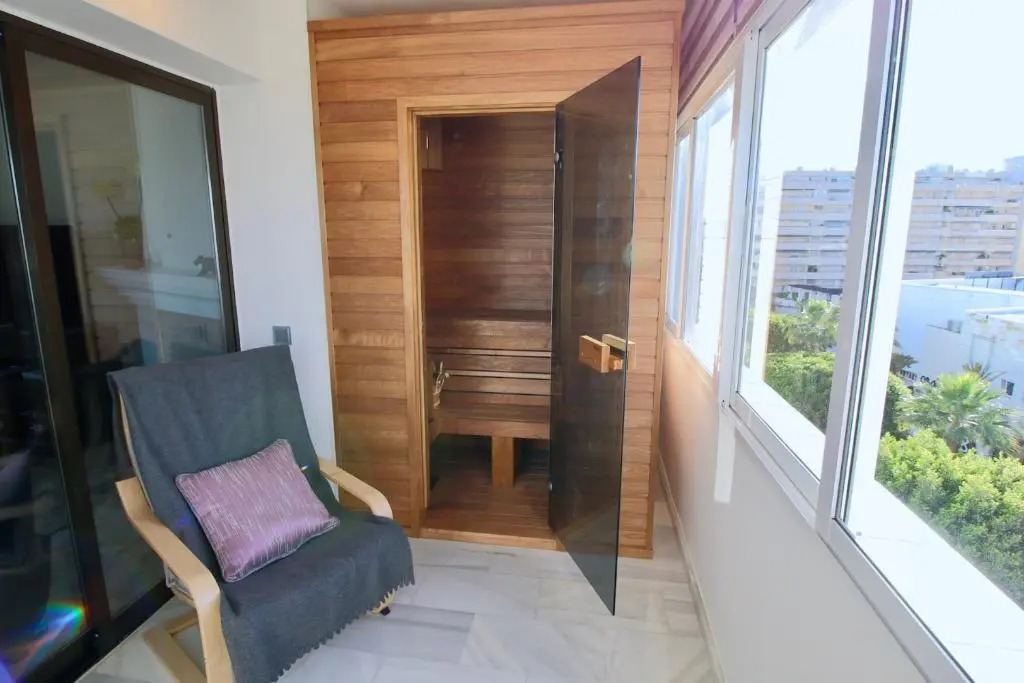 Sea View Puerto Banús Apt Sauna + Parking - Rdr165