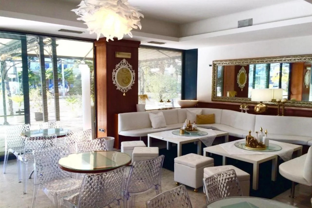 Hotel La Perla