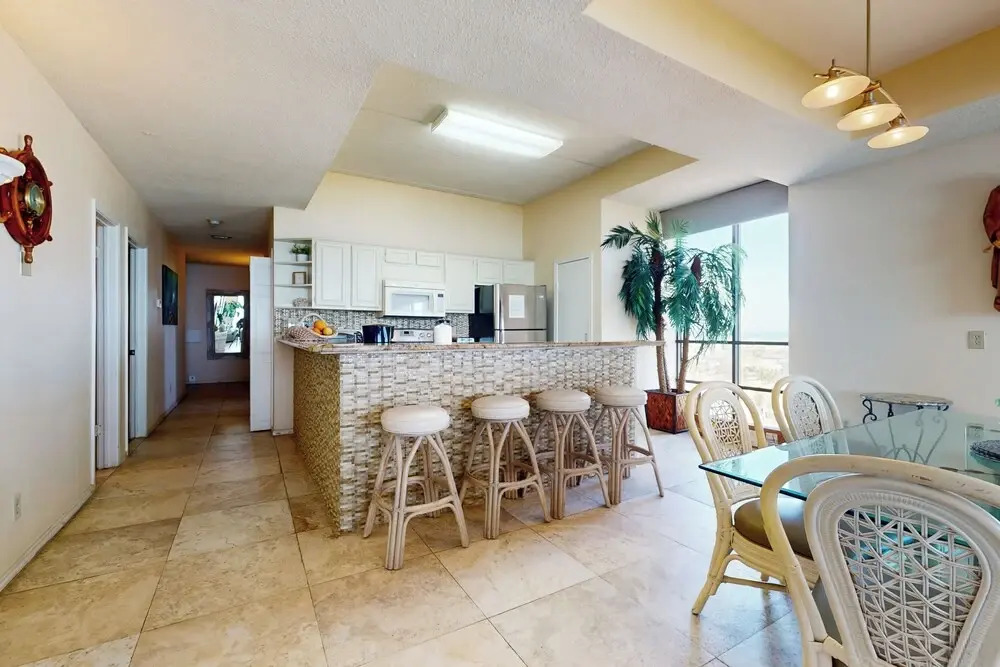 Shorefront Corner PH, 3br: Suntide III - Unit 1201