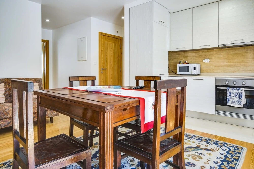 Typical Portuguese Apartment in City Center 2