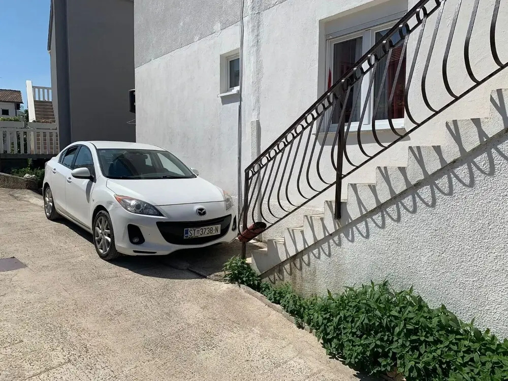 Josip - With Parking - A1