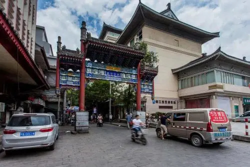 Xi'an Lianhu·Longshou Business Circle· Locals Apartment 00154940