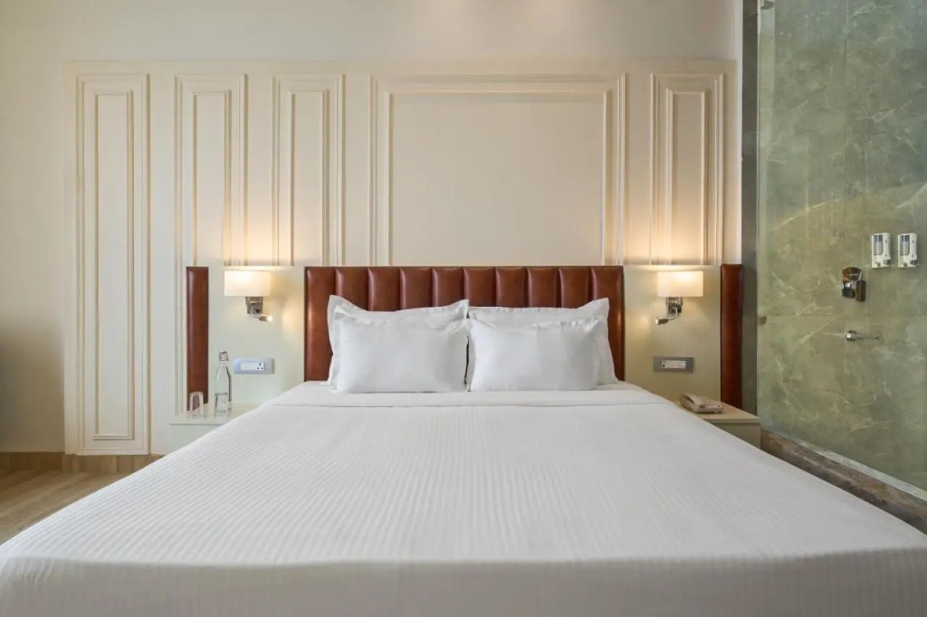 Clarks Inn Etawah