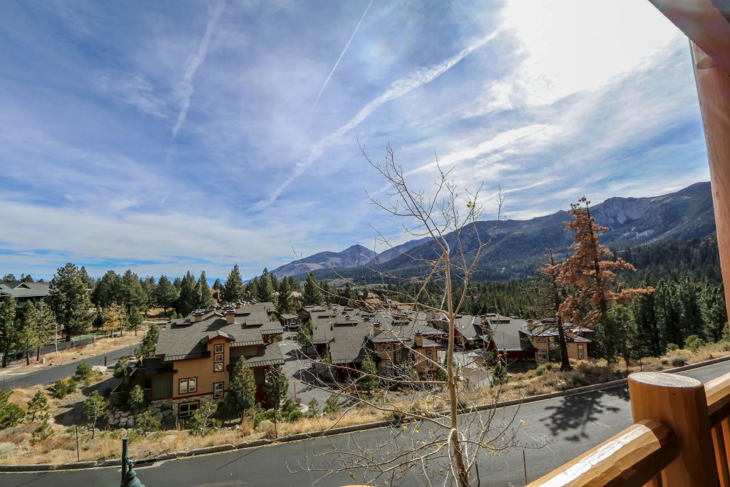 Sunstone #109 Condo