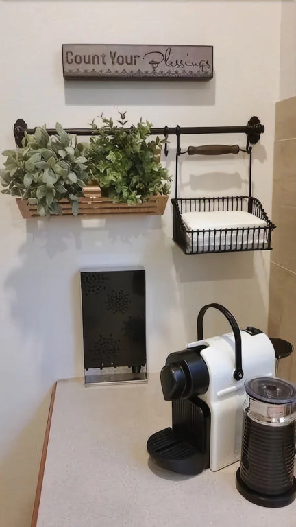 Bright @ Home - cosy cottage