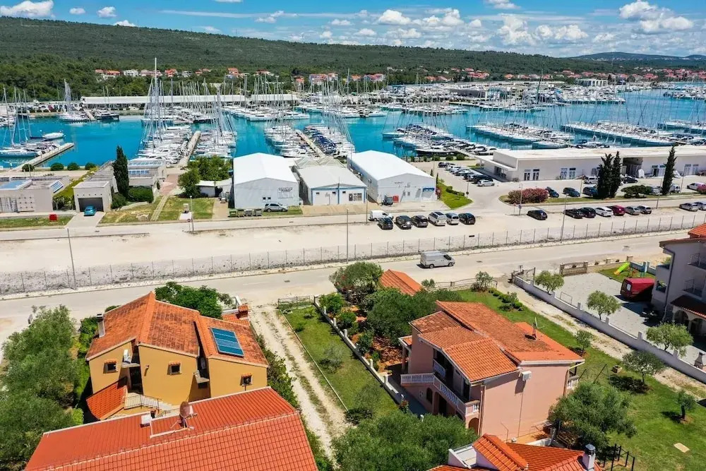 Vesna - 200 m From Beach - A1