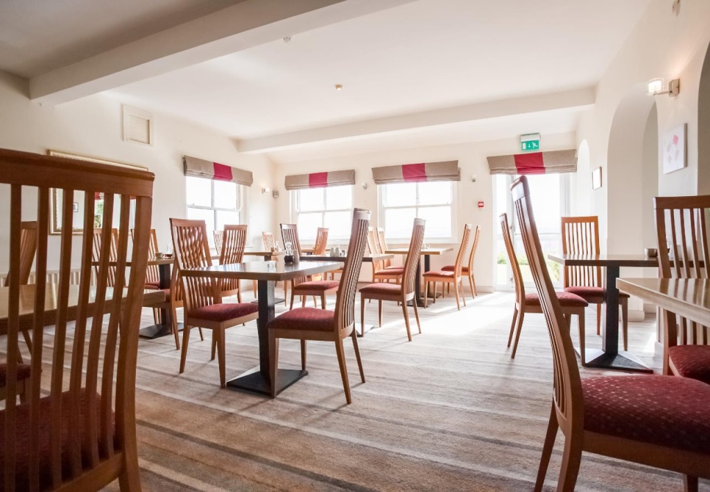 The Cliffemount Hotel