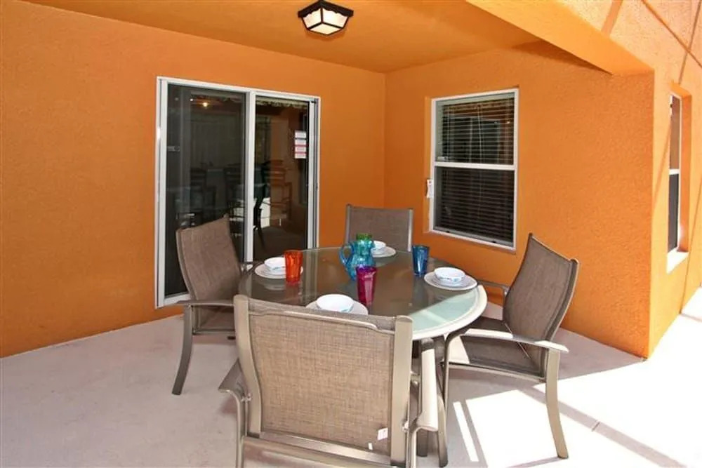 Veranda Palms 2682