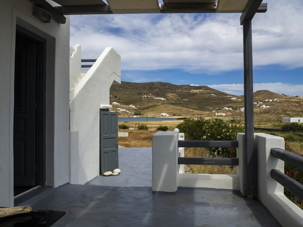 Karma Suites Ftelia