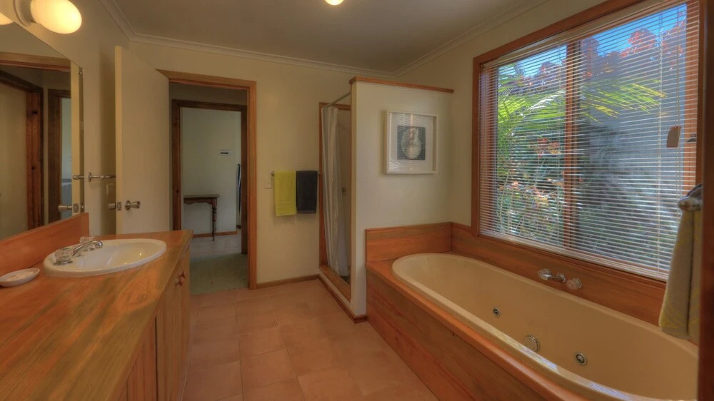 Kentia Holiday Apartments