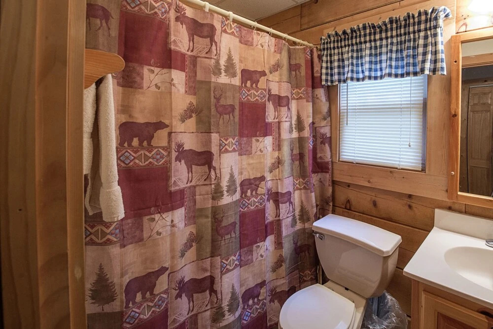 Vivs View by Heritage Cabin Rentals