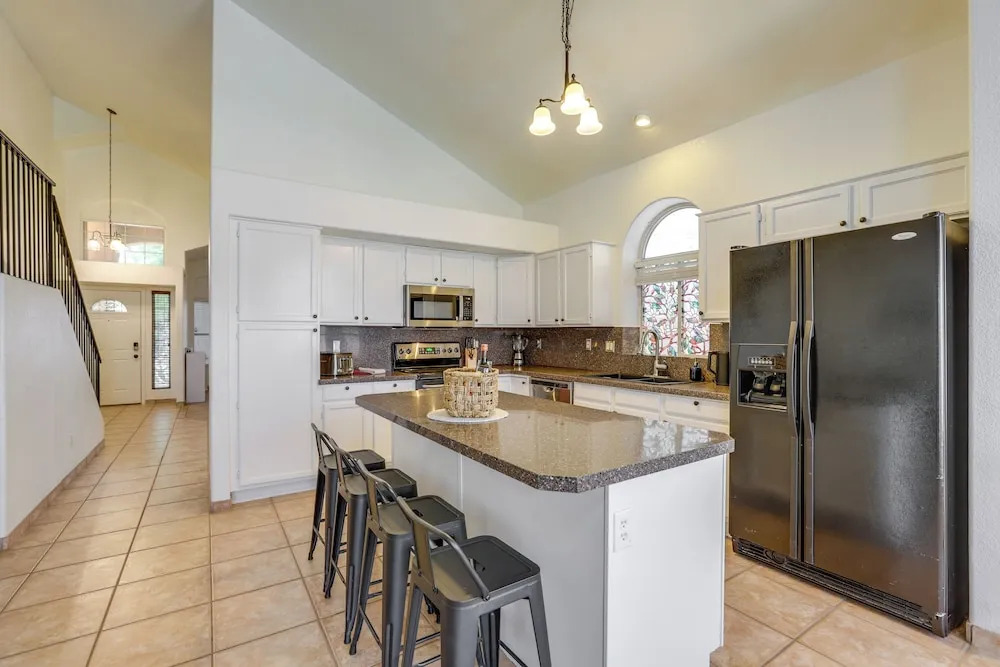 Heated Pool & Lake Views: Goodyear Getaway