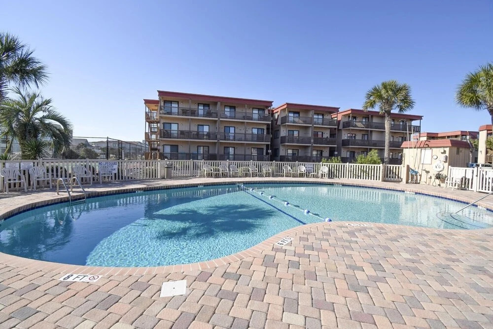 Inlet Point Villas 4c 2 Bedroom Condo by RedAwning