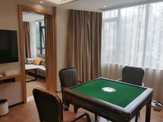 Marriott Guihuang Hotel (Guigang High - speed Railway Station Branch, Keshi World Plaza Branch)