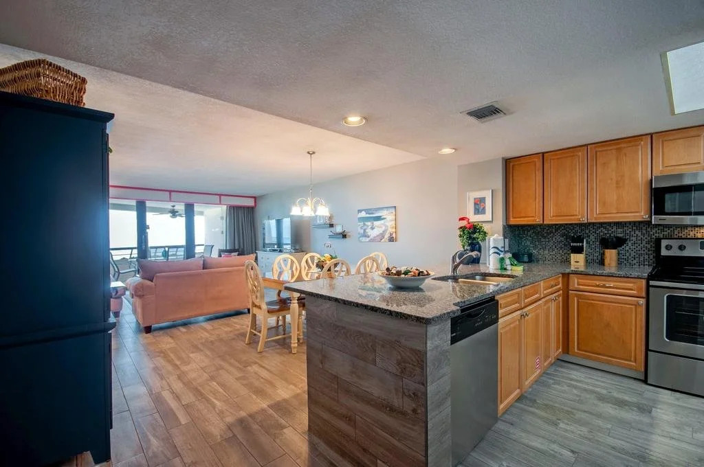 Edgewater Condominiums 801 Miramar Beach