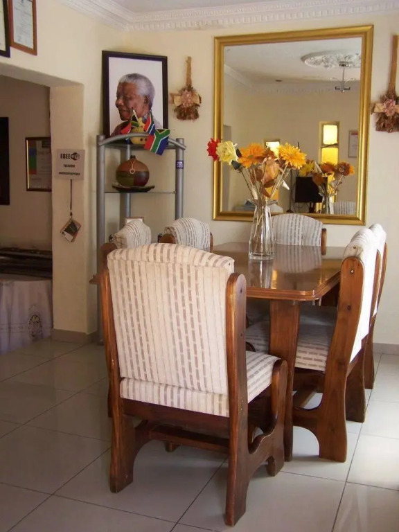 Emthonjeni Bed & Breakfast