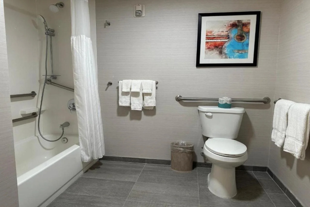Nash Haus Hotel