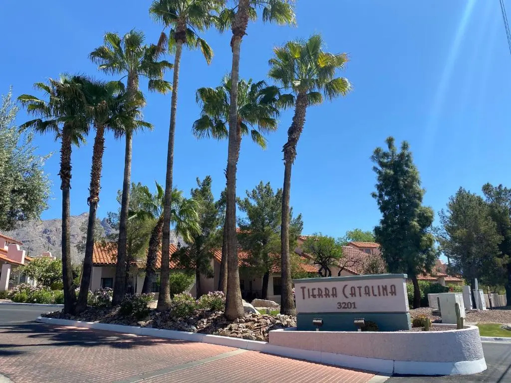 Catalina Condo @ LaEncantada - Tucson AZ