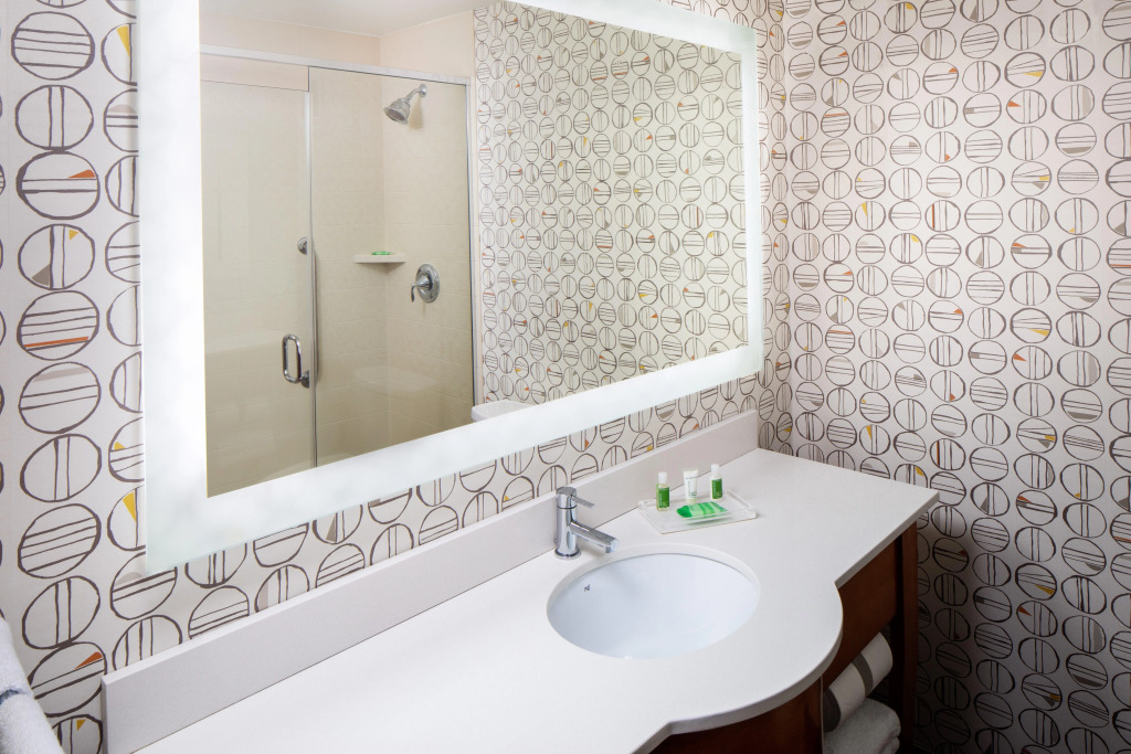 Holiday Inn Charlottesville-Monticello by IHG