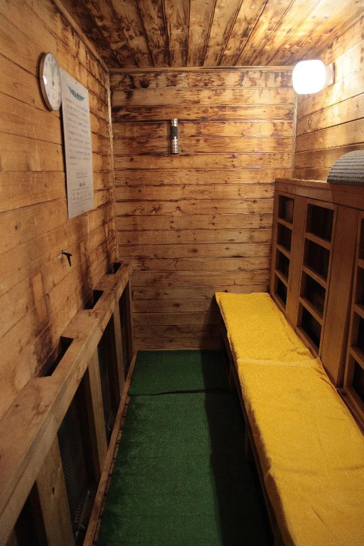 CHALET BURLAP FURANUI