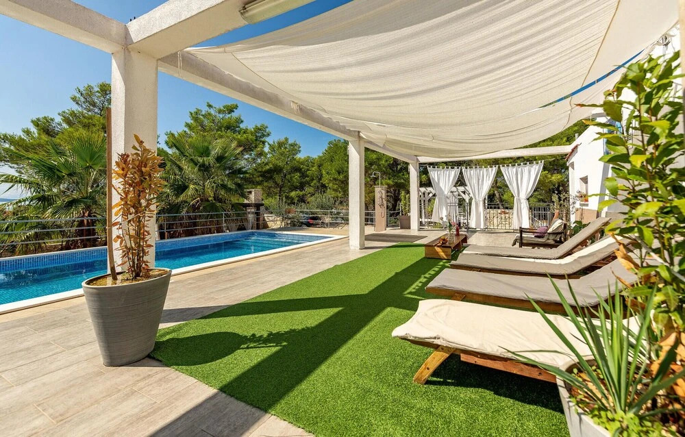 Stunning Apartment in Vir With 2 Bedrooms, Wifi and Outdoor Swimming Pool