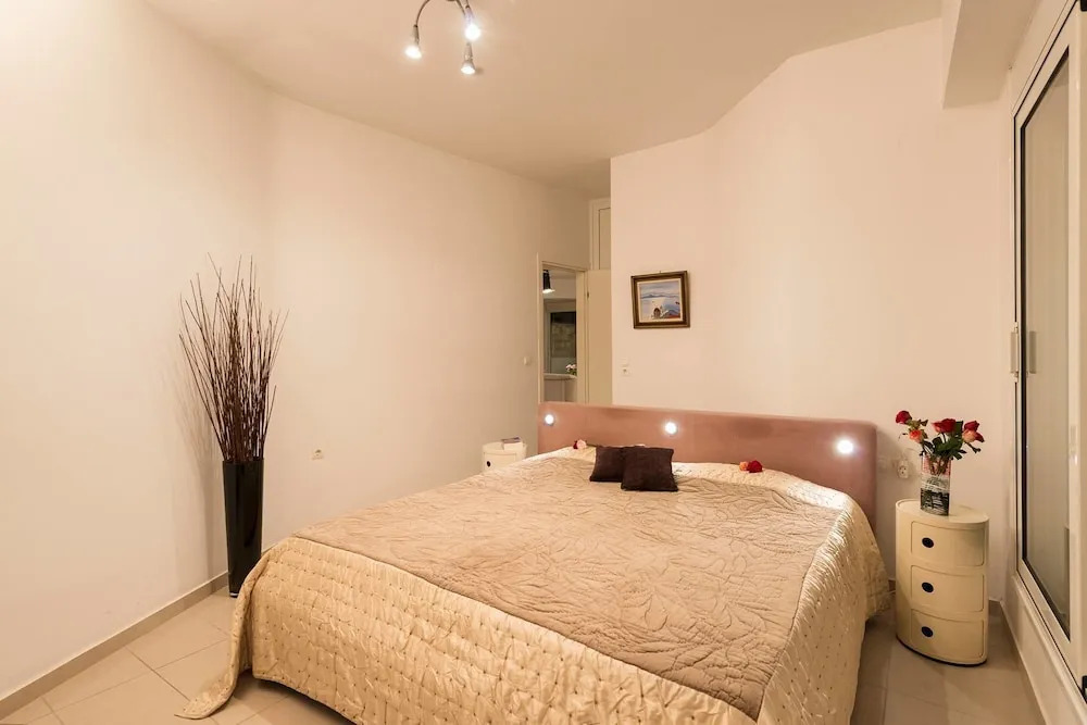 Villa Joy Mare - Seaside Escape with Private Pool