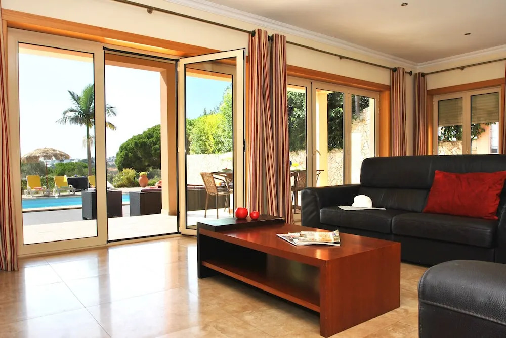 Villa Florida - Piscina aquecível, BBQ e sala de jogos - Albufeira
