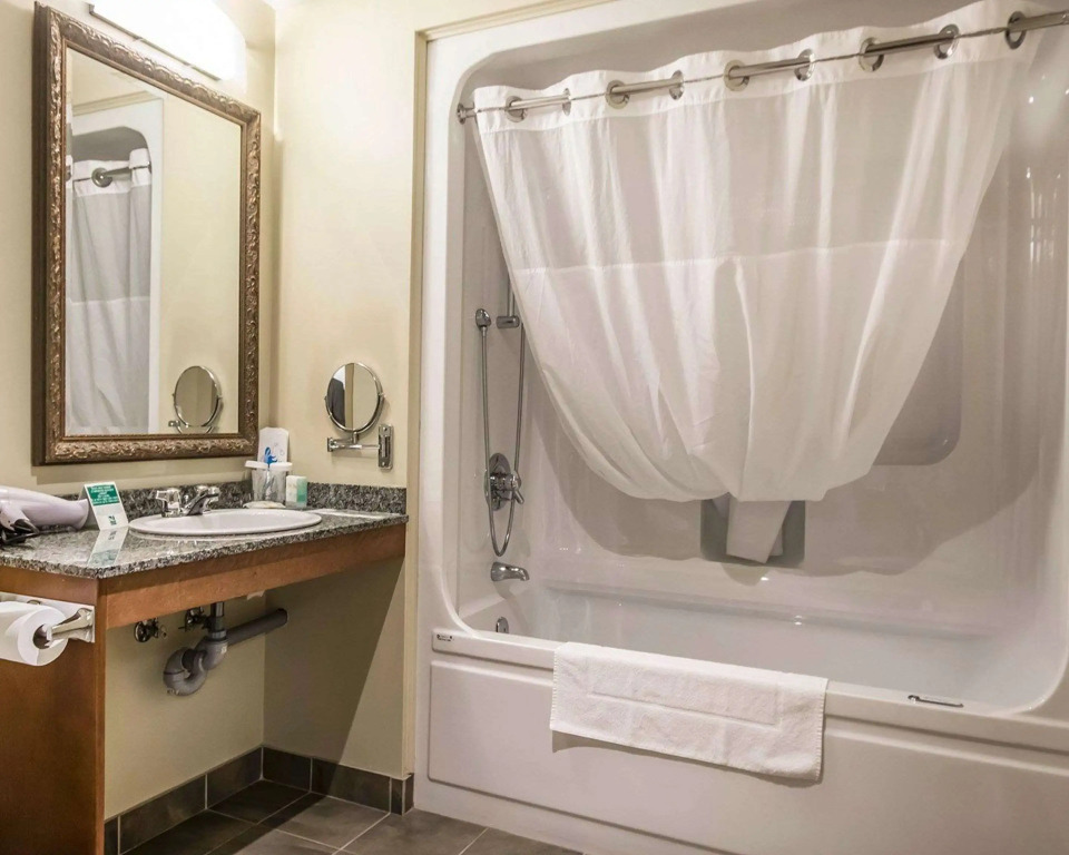 Quality Suites
