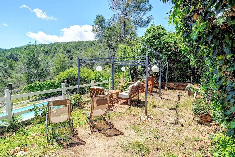 The Green House