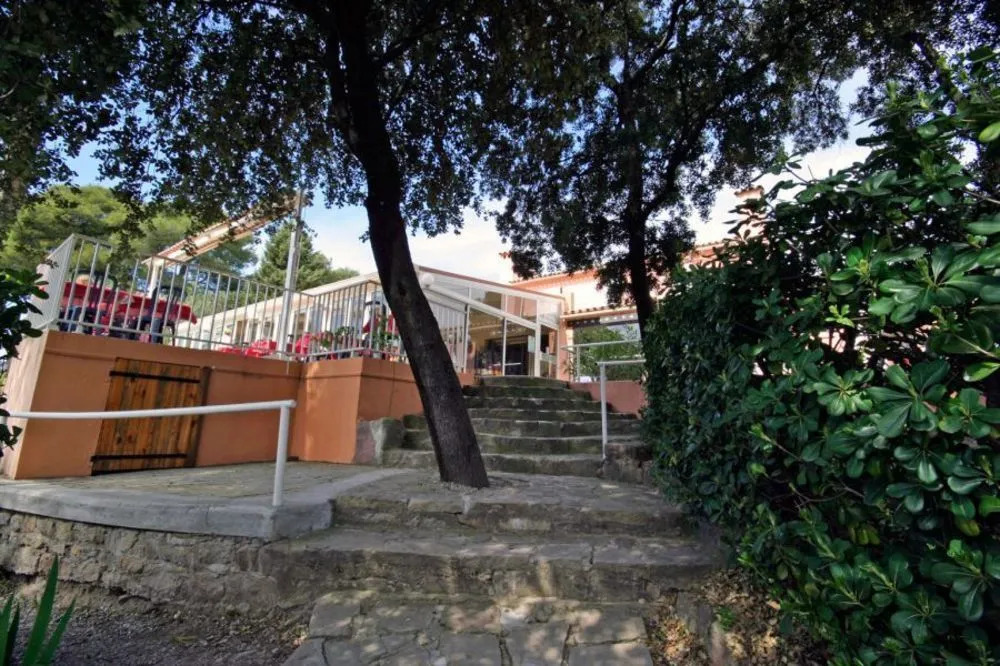 Le Relais Des Lavandins